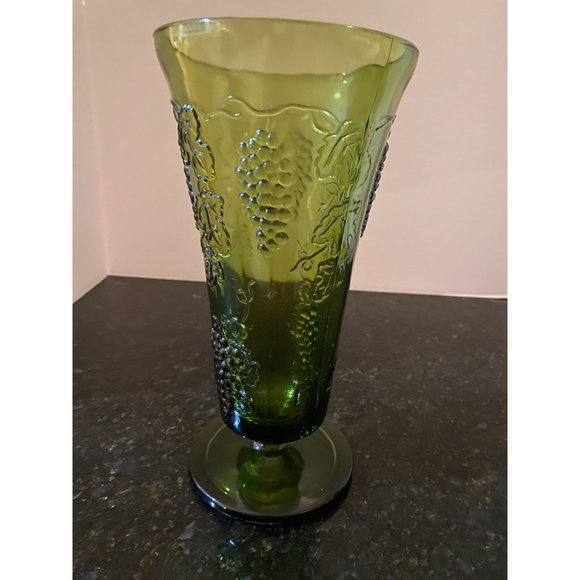 Green 10" Footed Vase with Harvest Grape and Leaf Design, Vintage - Picture 3 of 5